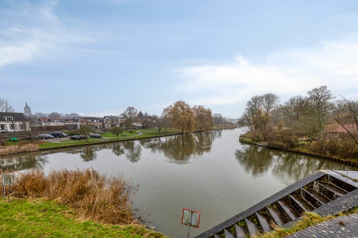 Photo 37 of Voorstraat 42