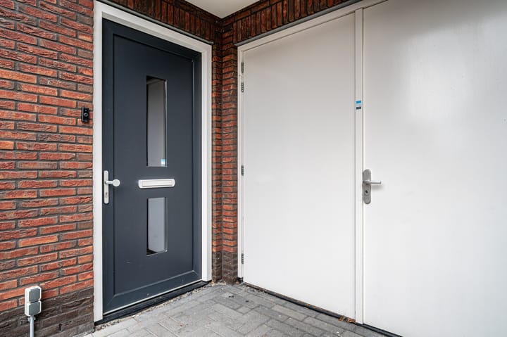 Photo 3 of Gentiaan 17