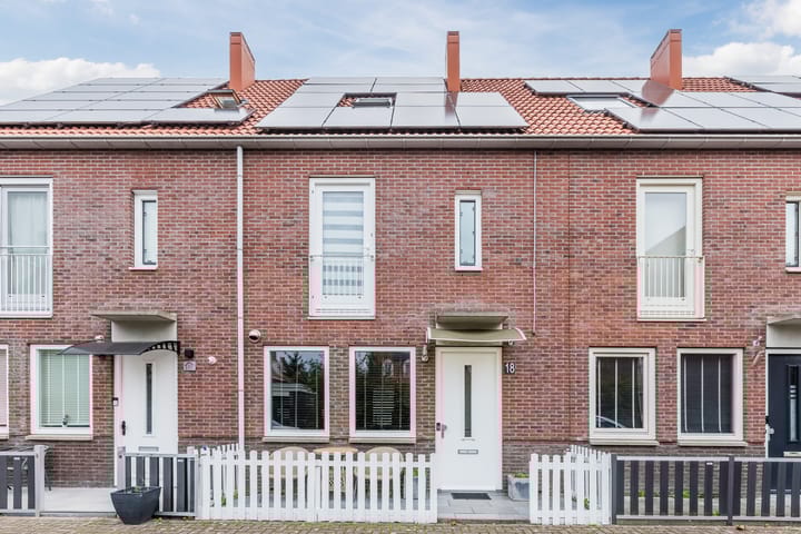 Foto 1 van Vondelpark 18