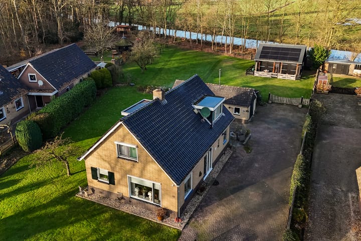 Foto 1 van Larenseweg 52