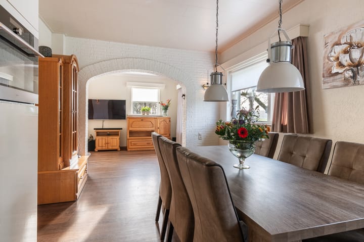 Foto 15 van Larenseweg 52