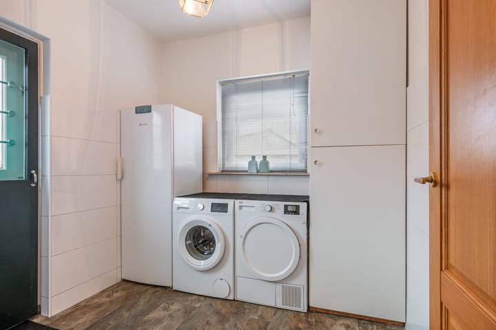 Foto 22 van Larenseweg 52