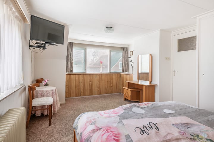 Foto 28 van Larenseweg 52