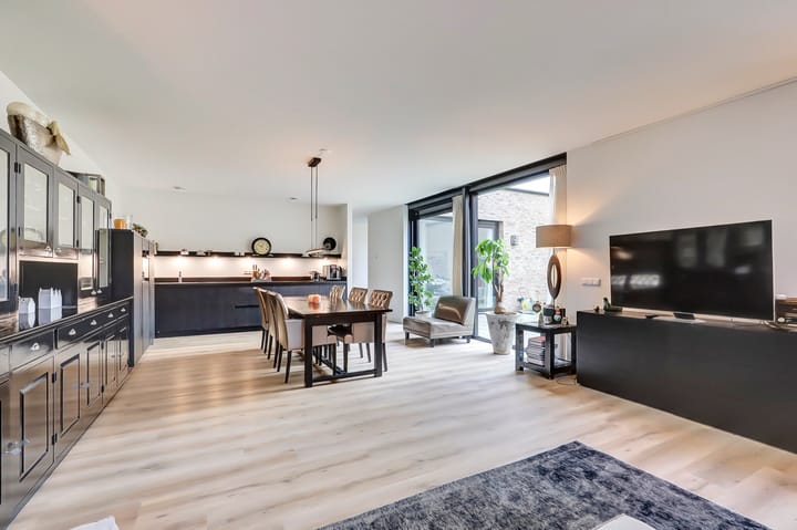 Foto 12 van IJsbaanweg 5-C