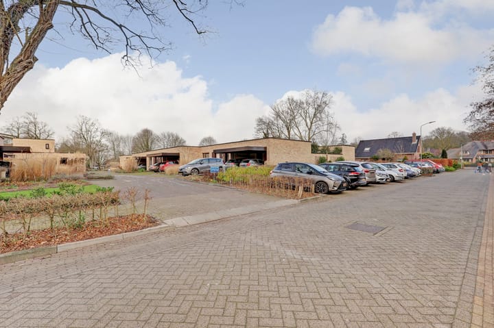 Foto 38 van IJsbaanweg 5-C