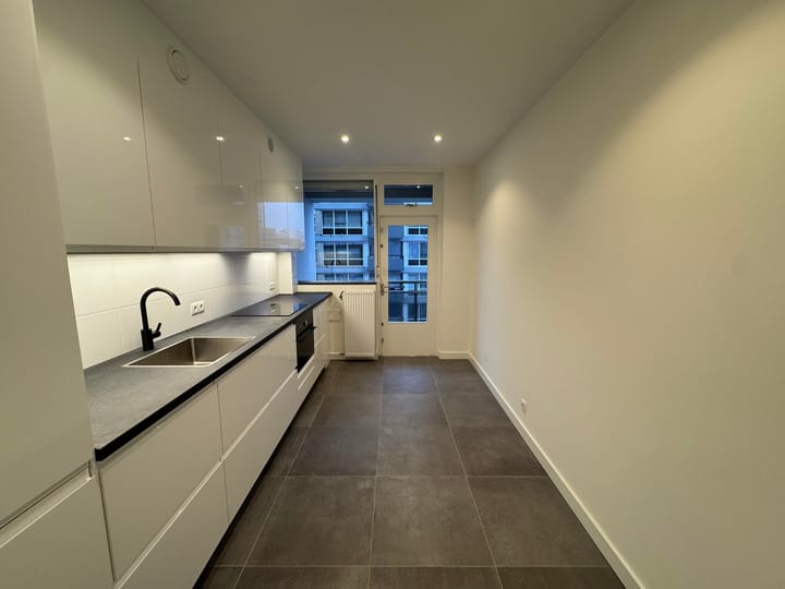 Photo 7 of Van Oldenbarneveltplaats 222