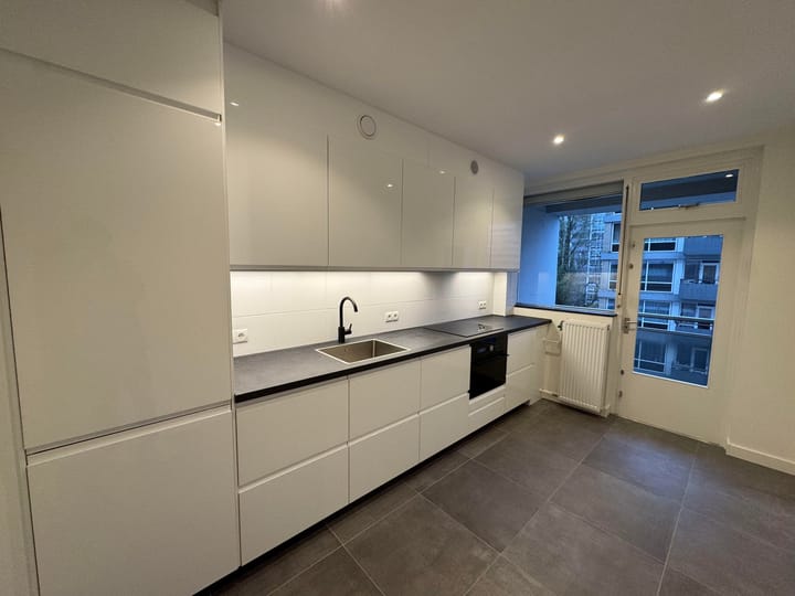 Photo 8 of Van Oldenbarneveltplaats 222