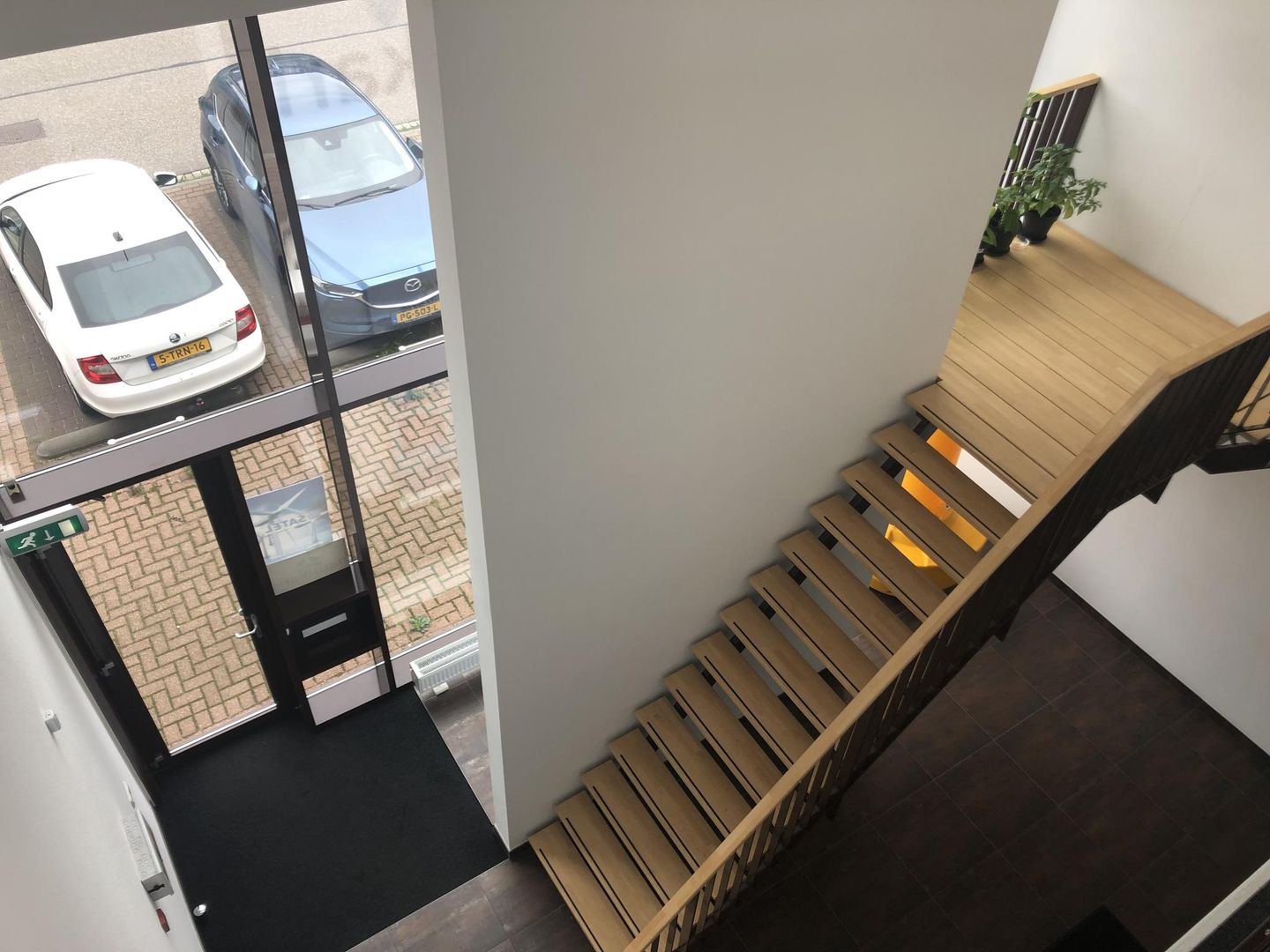 View photo 2 of Margadantstraat 36