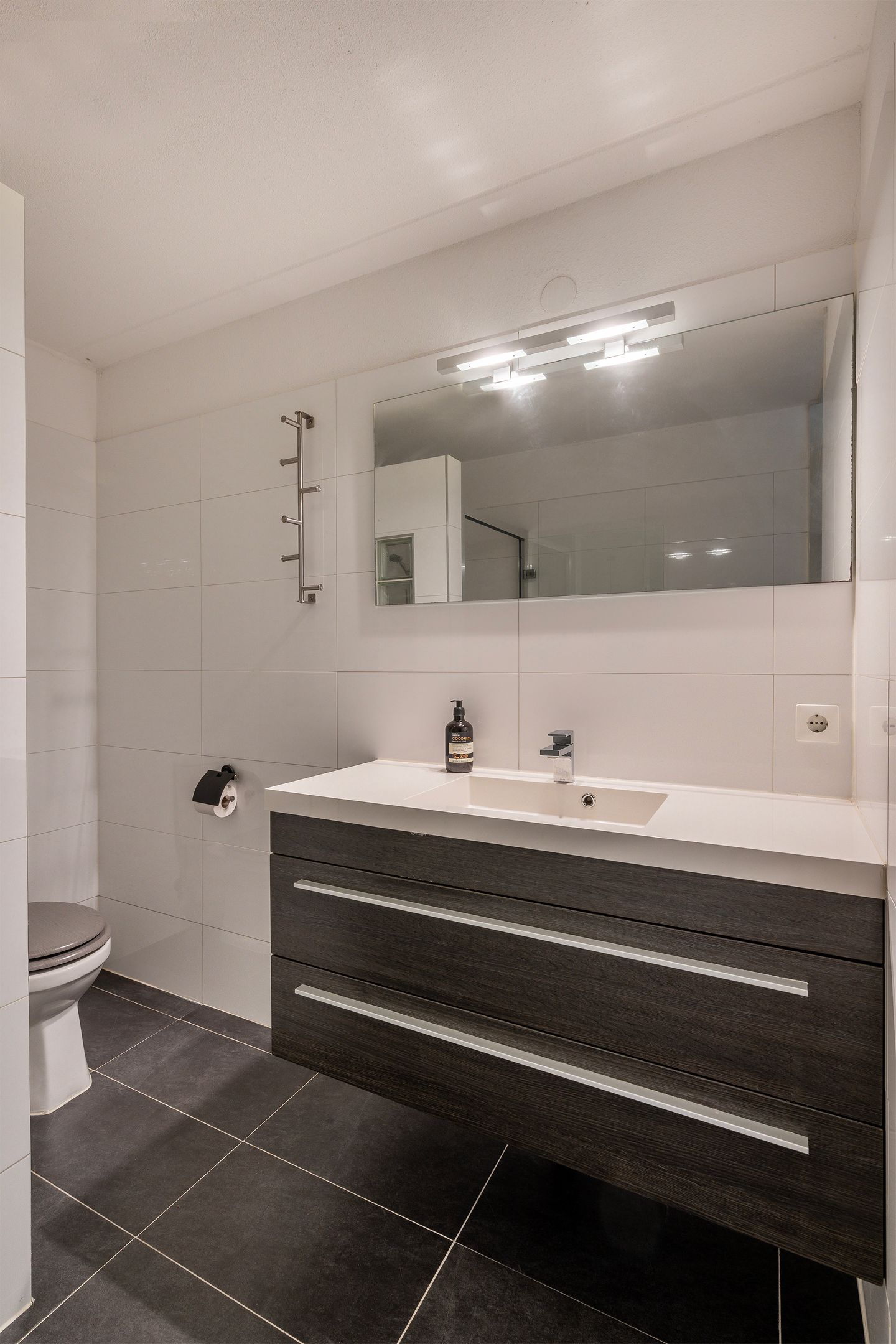 Photo 14 of Schubertlaan 810