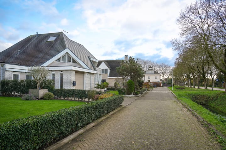 Photo 40 of Dr. A. Kuyperweg 26