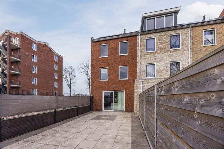 Photo 43 of Spoorbaan 149