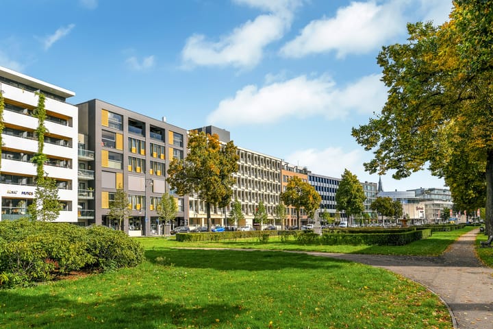 Foto 3 van Jansbuitensingel 23-41