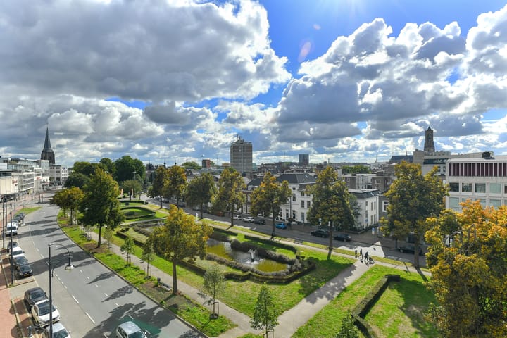 Foto 18 van Jansbuitensingel 23-41