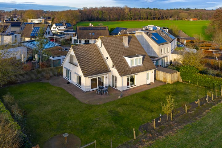 Harriët Freezerstraat 8