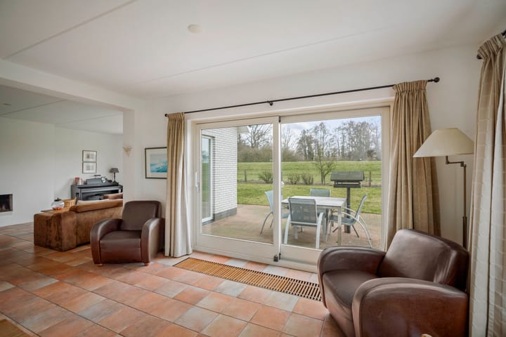 Photo 14 of Harriët Freezerstraat 8