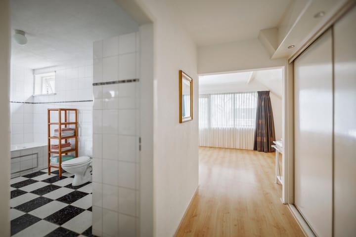 Photo 30 of Harriët Freezerstraat 8