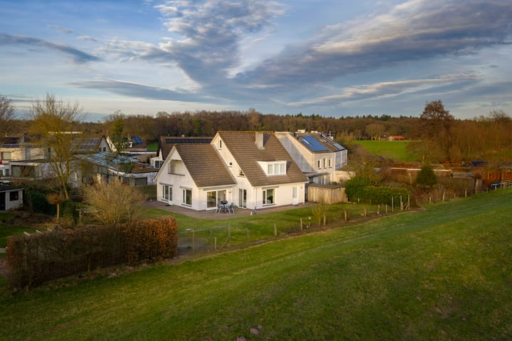 Photo 47 of Harriët Freezerstraat 8