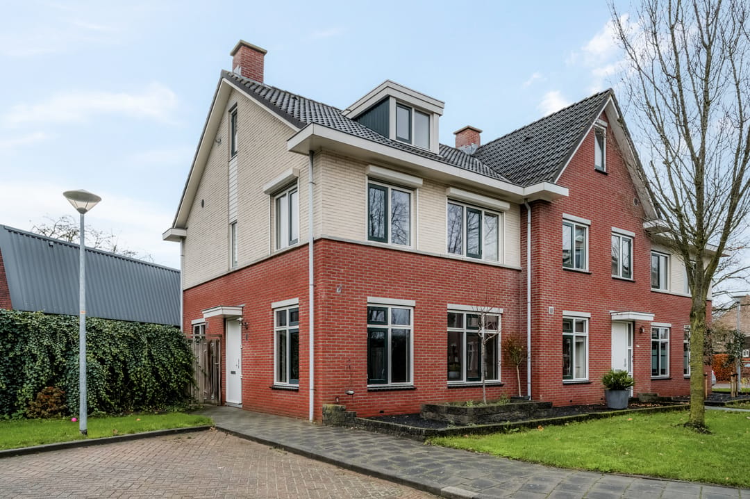 Foto 1 van Wilhelminahof 1