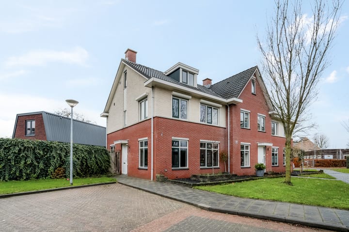 Photo 4 of Wilhelminahof 1