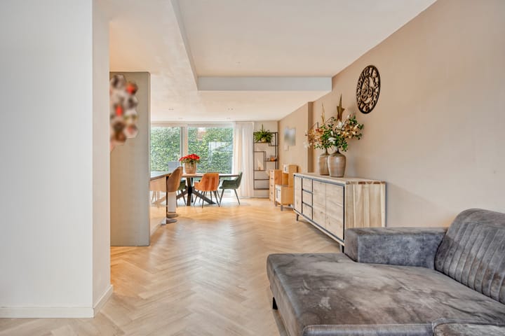 Photo 6 of Graaf van Bronkhorststr 2