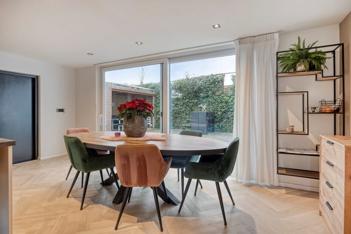 Photo 9 of Graaf van Bronkhorststr 2