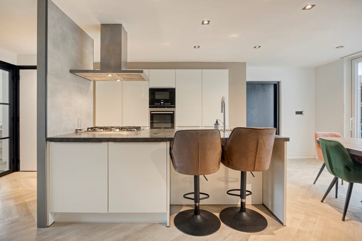 Photo 10 of Graaf van Bronkhorststr 2