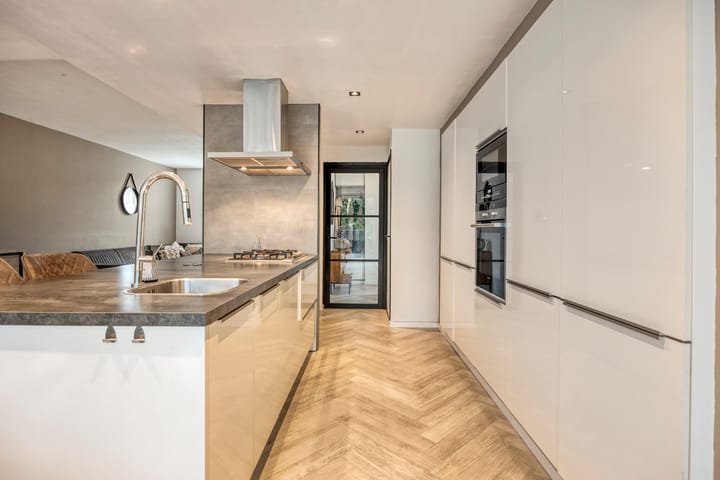 Photo 12 of Graaf van Bronkhorststr 2