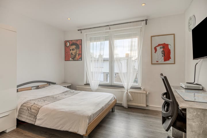 Photo 19 of Graaf van Bronkhorststr 2