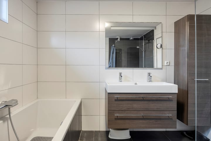 Photo 24 of Graaf van Bronkhorststr 2