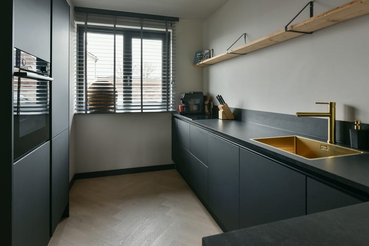 Photo 8 of Torenweg 23