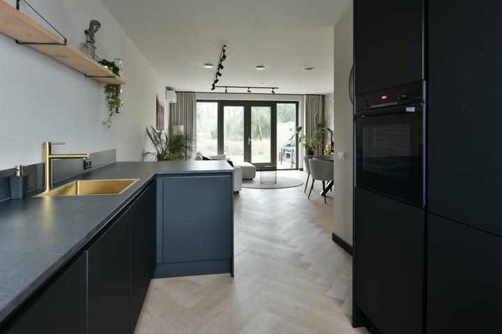 Photo 9 of Torenweg 23