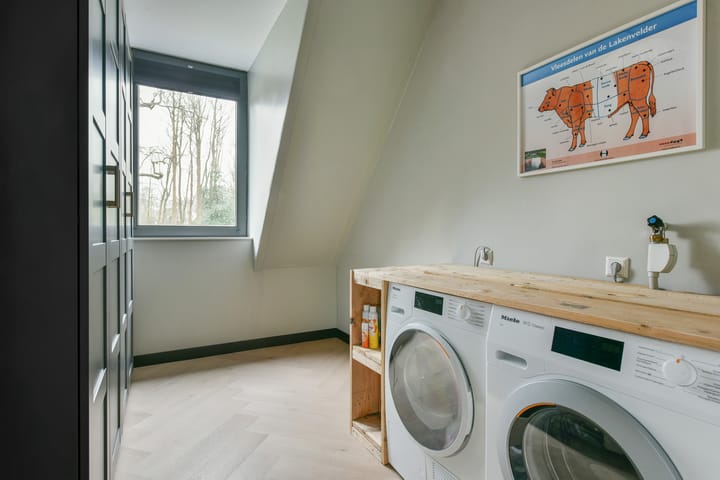 Photo 17 of Torenweg 23