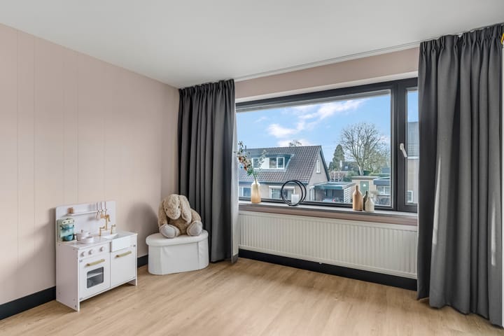 Photo 32 of Maaskant 10