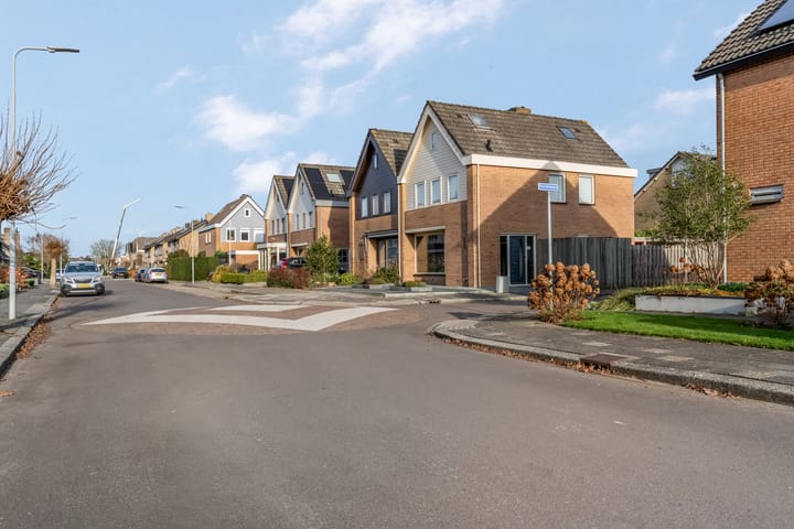 Photo 58 of Maaskant 10