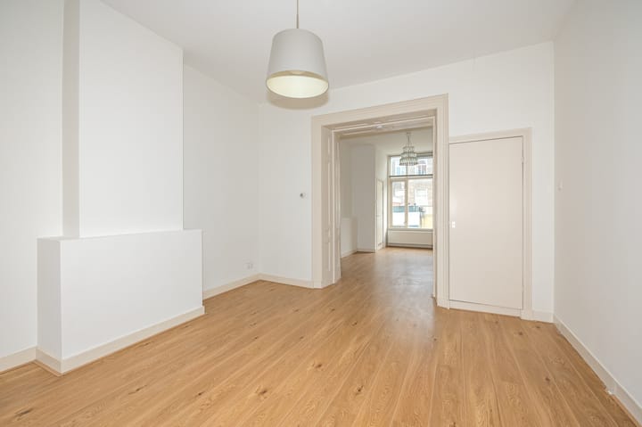 Foto 27 van Hugo de Grootstraat 76