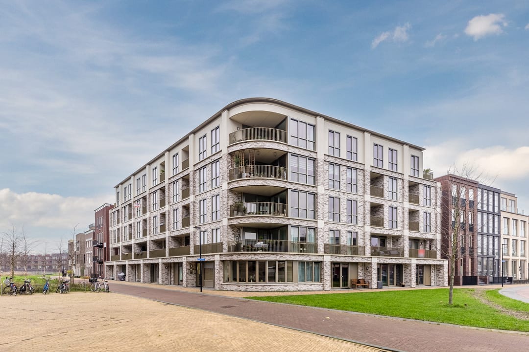 Photo 1 of Singelbuurt 76