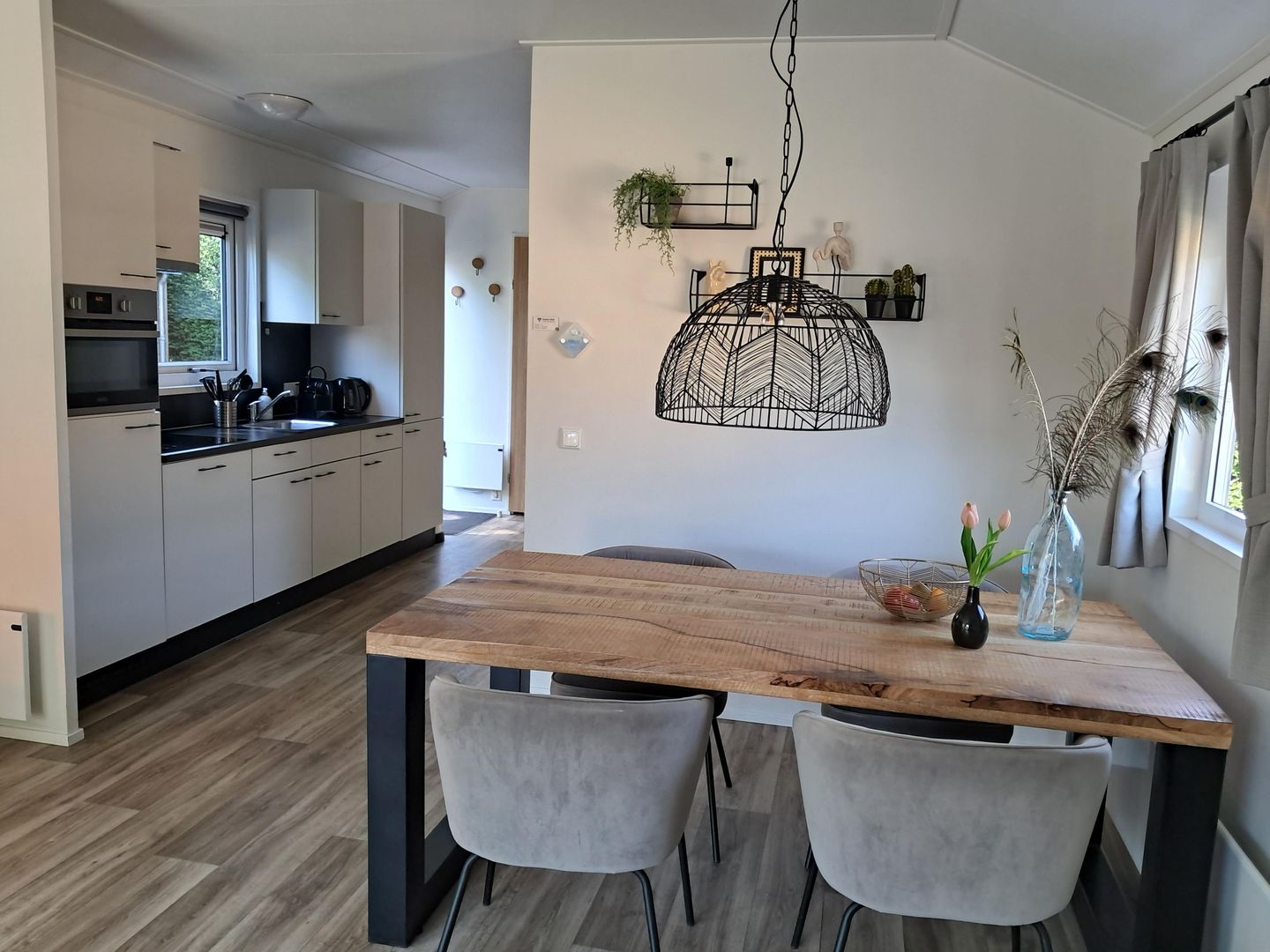 Photo 14 of van Haestrechtstraat 24-102