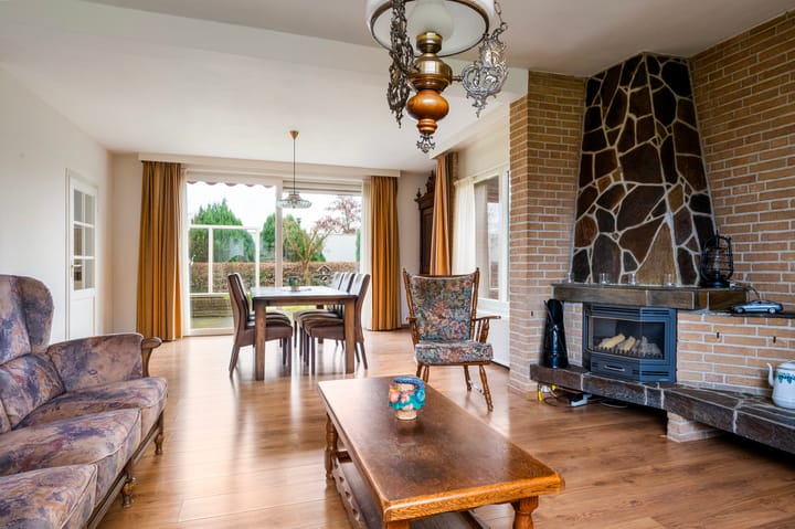 Foto 18 van Schoolstraat 3