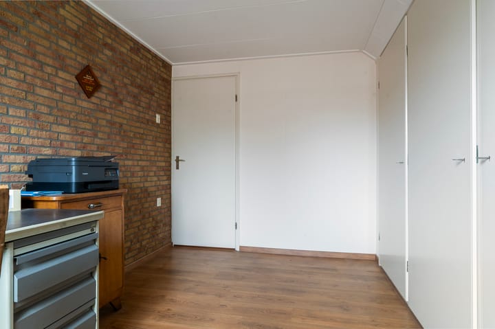 Foto 36 van Schoolstraat 3