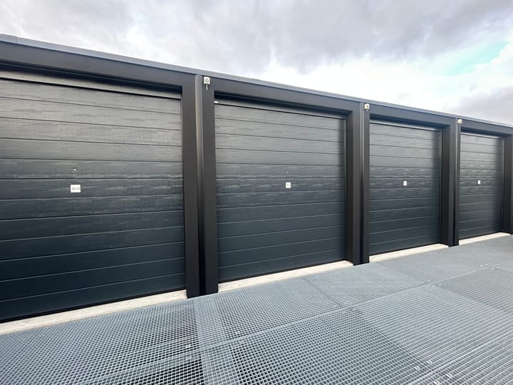 Lierweg 52-C, De Lier