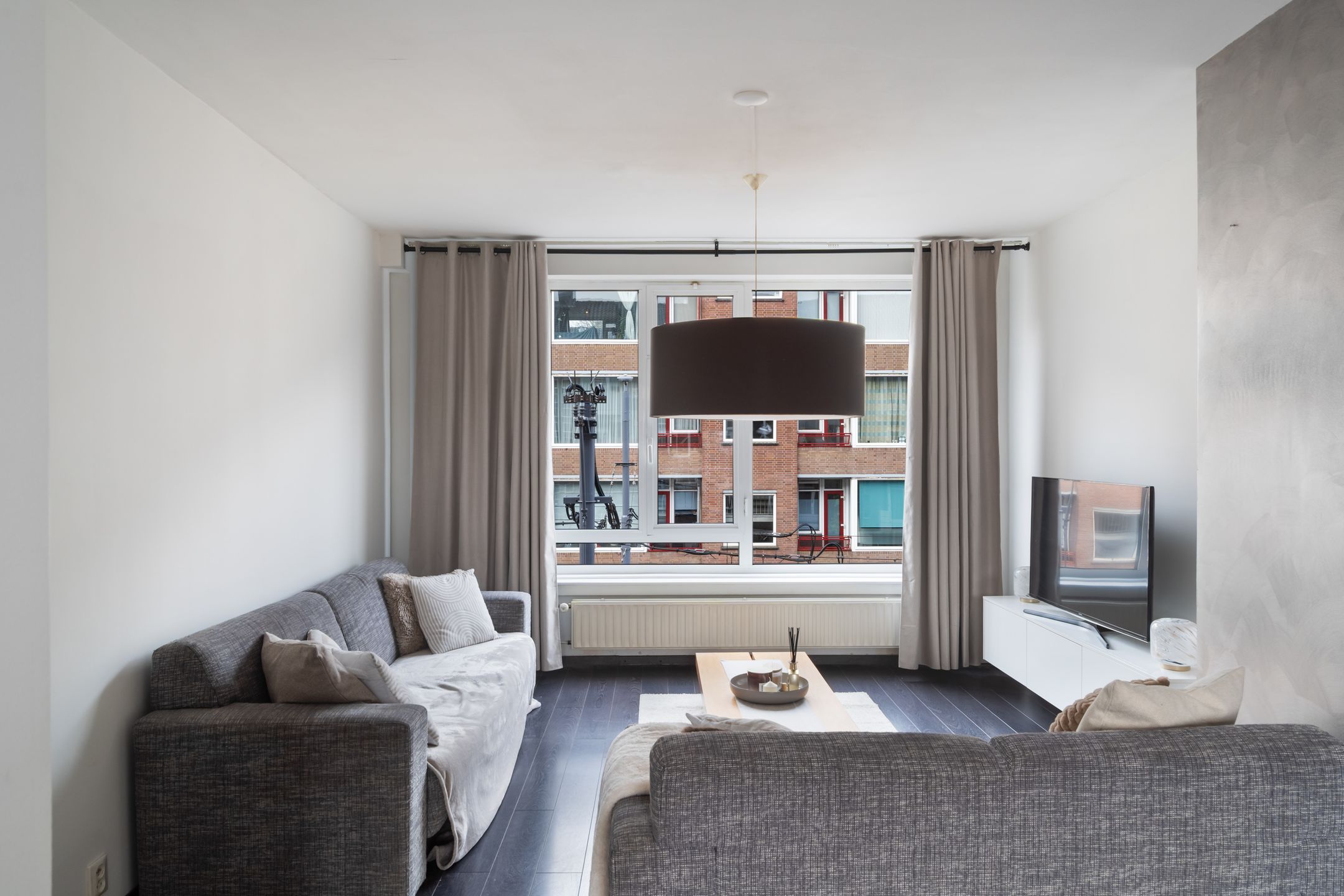Photo 6 of Jonker Fransstraat 122-C