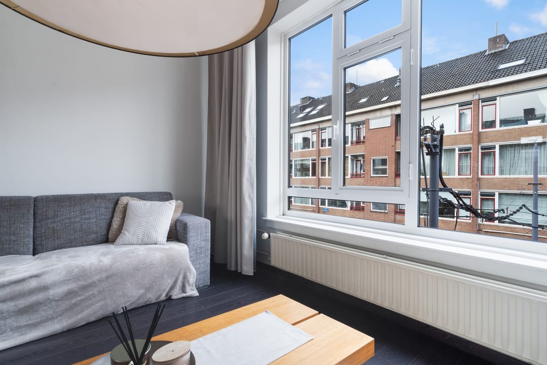 Photo 11 of Jonker Fransstraat 122-C