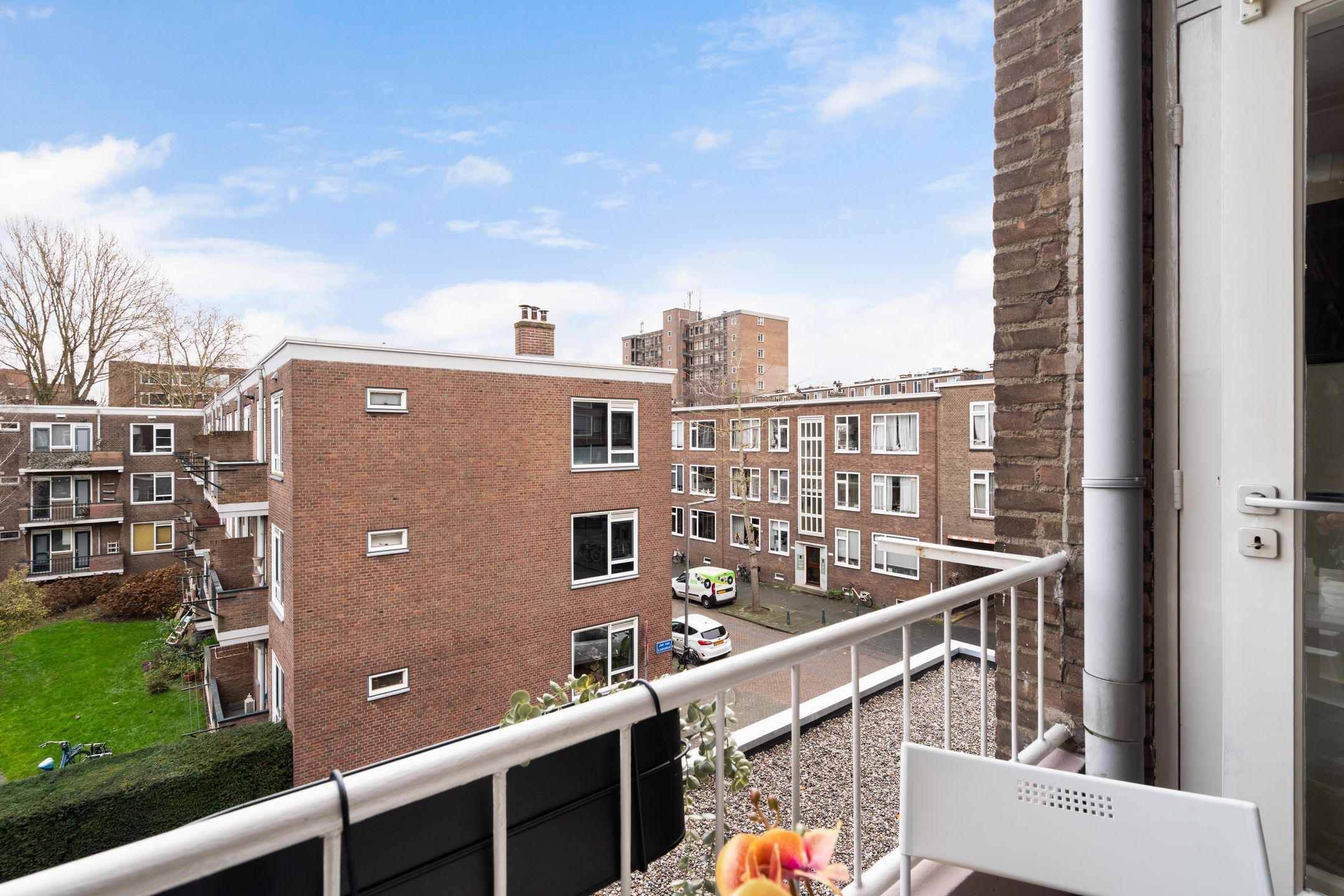 Photo 36 of Jonker Fransstraat 122-C