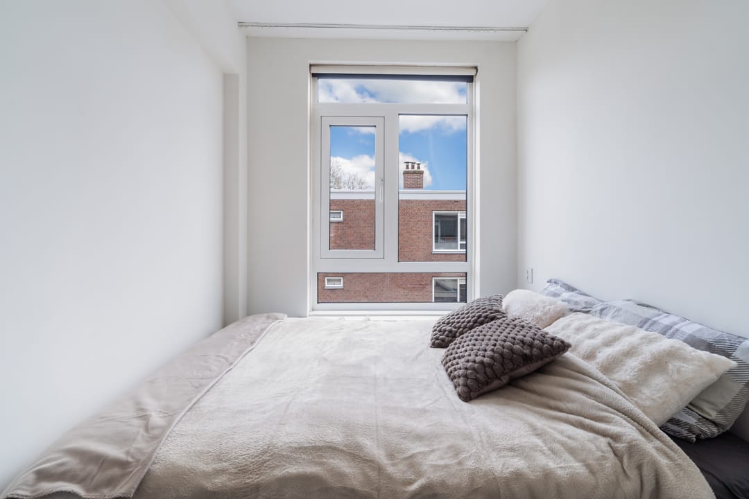 Photo 43 of Jonker Fransstraat 122-C