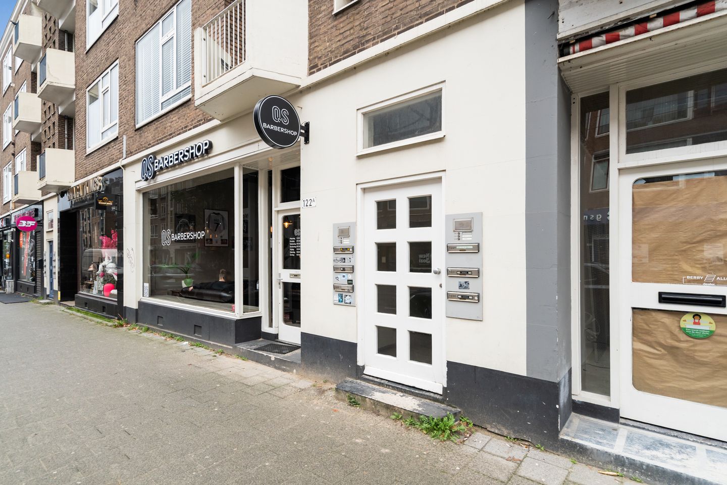 Photo 55 of Jonker Fransstraat 122-C