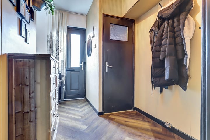 Photo 2 of van Kleefplein 4