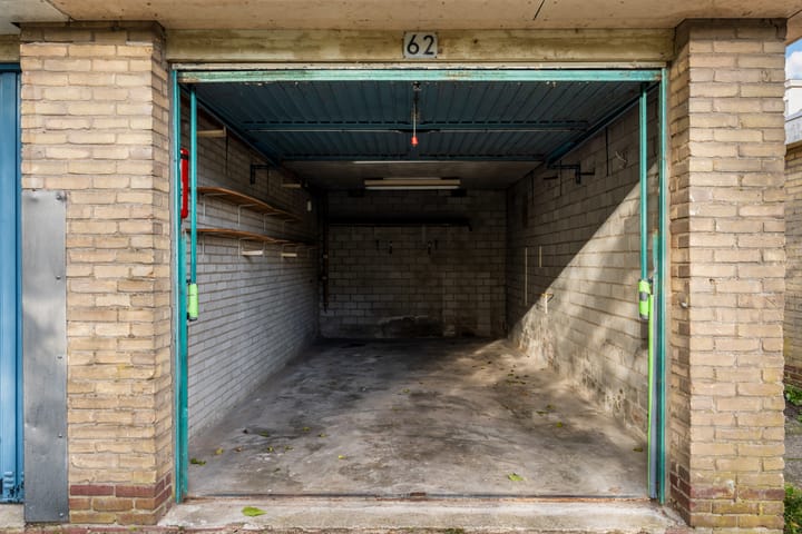 Photo 2 of Karel Doormanlaan 62