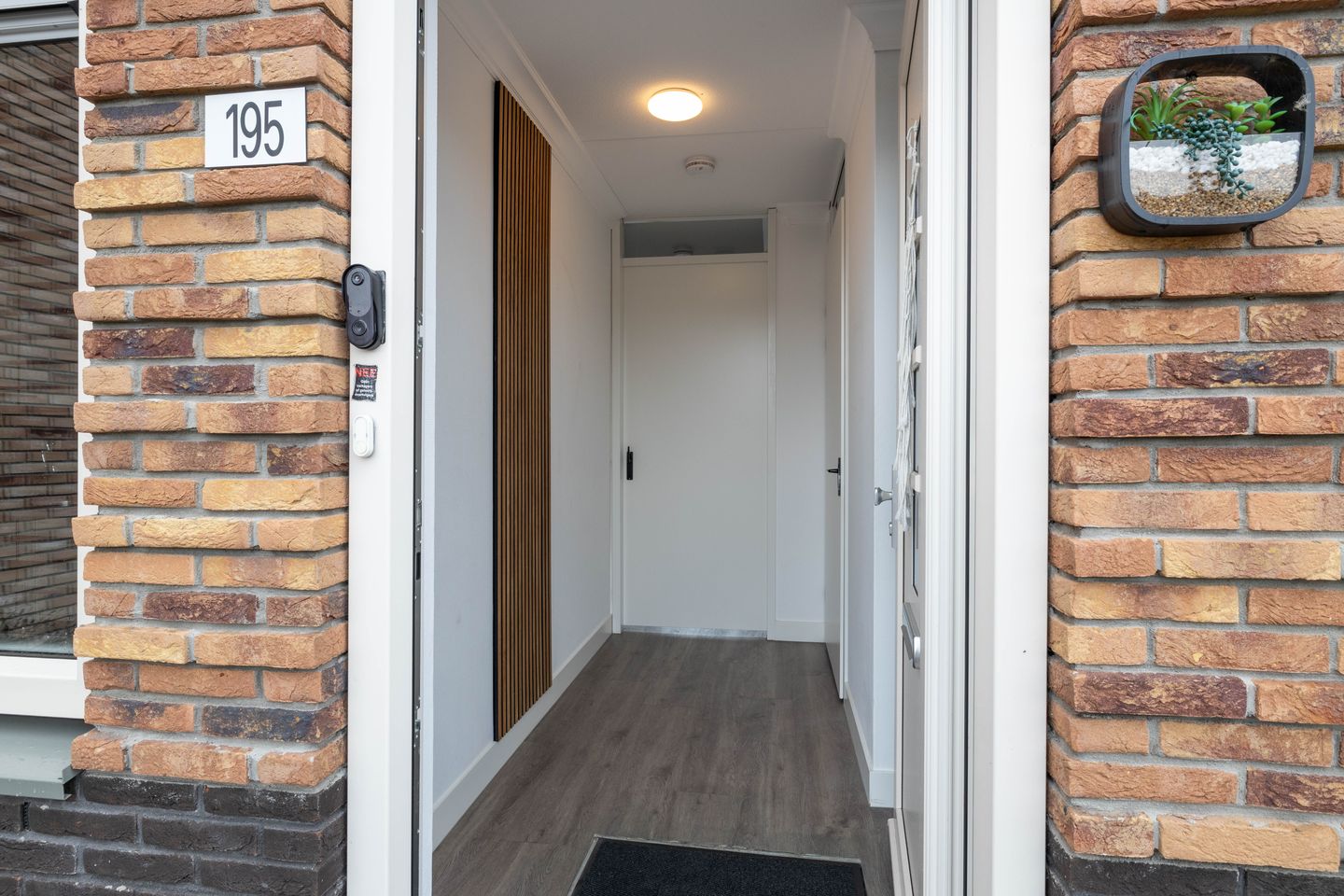 Foto 5 van Bornerbroeksestraat 195