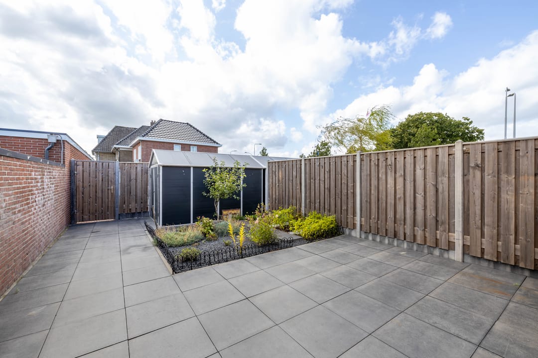 Foto 16 van Bornerbroeksestraat 195