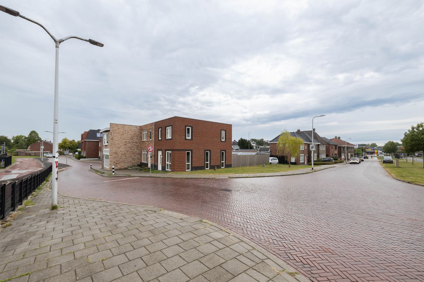 Foto 19 van Bornerbroeksestraat 195